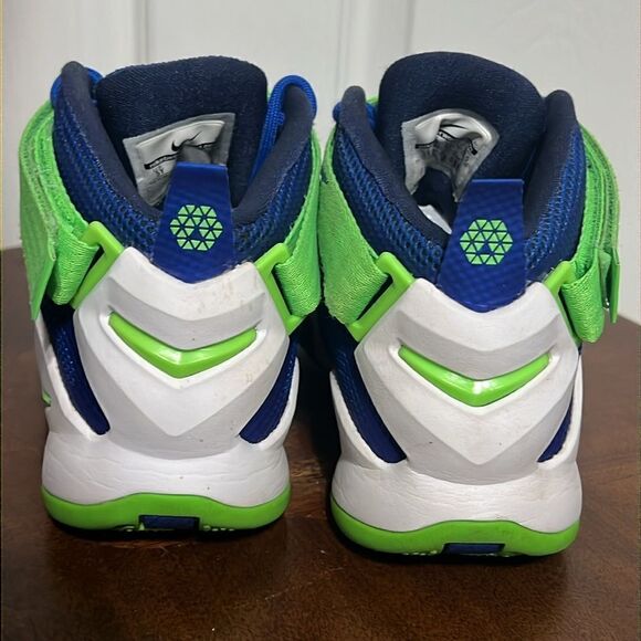 🔥🏀 NIKE LEBRON SOLDIER 9 IX Boys Size 5Y Royal Blue 776471-441 - EXCELLENT - Picture 7 of 11
